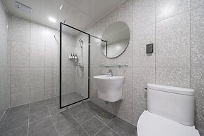 Goyo37 Hotel Osan by Anook