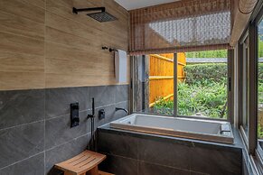 Hilton Quang Hanh Onsen Resort