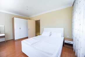 Blue Moon Villa