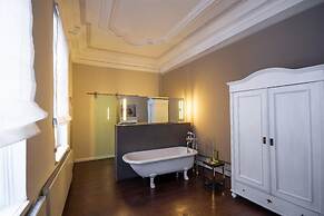 Hotel Anno 1216