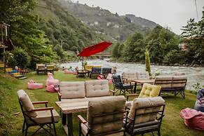 River Didi Hotel