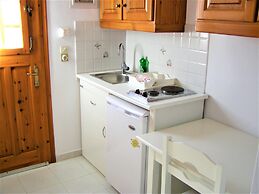 Elena Studios and Apartments