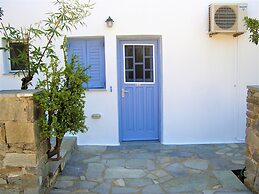 Elena Studios and Apartments