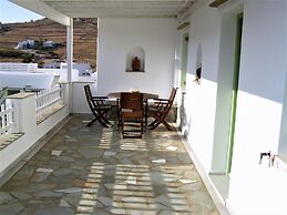 Elena Studios and Apartments