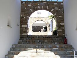 Elena Studios and Apartments