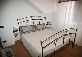 Borghetto Airport - Hospital