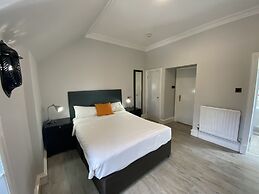 No 6 West Coates