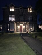 No 6 West Coates