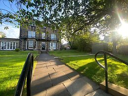 No 6 West Coates