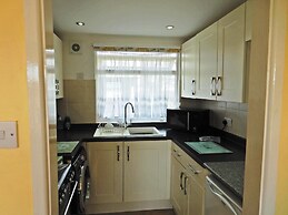 Sheena's Dartmouth Chalets