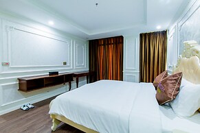 Sakura Hotel