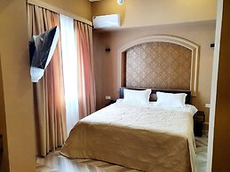 Guest house TWINS