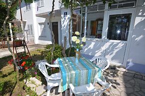 Apartments Igalo
