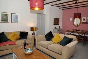 Woodleys Farmhouse