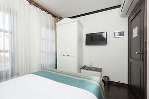 Marina Foça Hotel