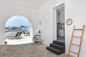 Thallos Cave House and Apartments