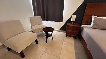 Pedernal Hotel