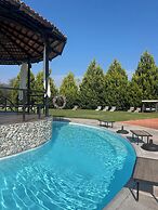 Pedernal Hotel