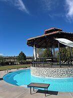 Pedernal Hotel
