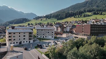 AVES Hotel Savognin