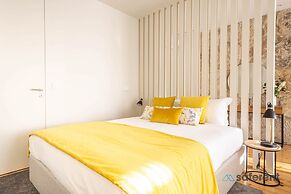 Bonja1 Light-filled Apartment w/ Balcony +AC