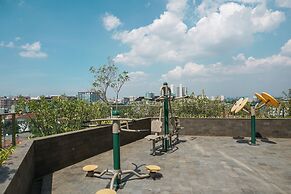 Pleasant and Simply Studio Room Menteng Park Apartment
