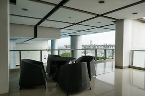 Beautiful Studio at Cosmo Terrace Apartment