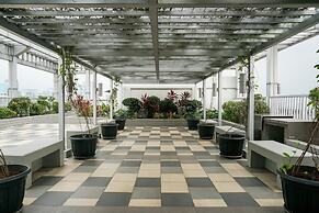 Beautiful Studio at Cosmo Terrace Apartment