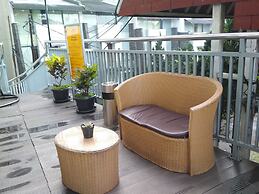 Scenic & Comfy Studio At Beverly Dago near ITB