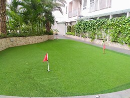 Stylish and Cozy Studio Mustika Golf Apartment