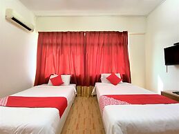 B Hotel