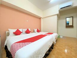 B Hotel