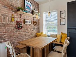 Macs Townhouse