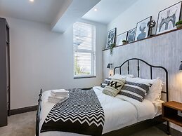 Macs Townhouse