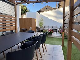 Macs Townhouse