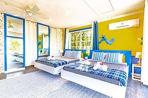 Panoramic Cottage at Love Beach - Pool