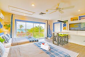 Panoramic Cottage at Love Beach - Pool