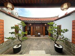 Guning Xiexinyuan Historical Inn