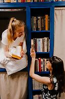 BookCase Hostel