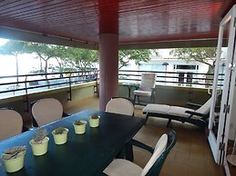 Apartamento 1a linea de mar Capanema