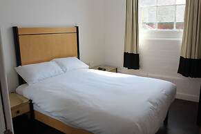 Park Hotel & Apartments