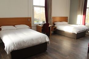 Park Hotel & Apartments