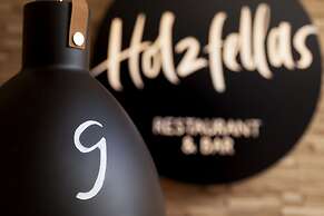 Holzfellas Hotel & Restaurant