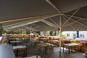 Holzfellas Hotel & Restaurant