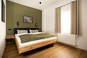 Holzfellas Hotel & Restaurant