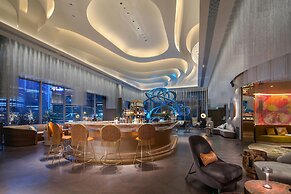W Chengdu