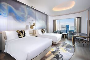 W Chengdu