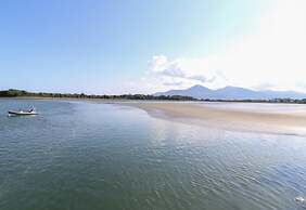 Immaculate 3-bed Apartment in Dundrum Co Down
