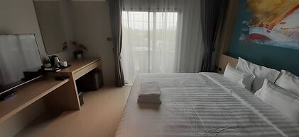Dhanakarn5 Hotel