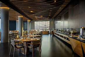 Aria Resort and Spa